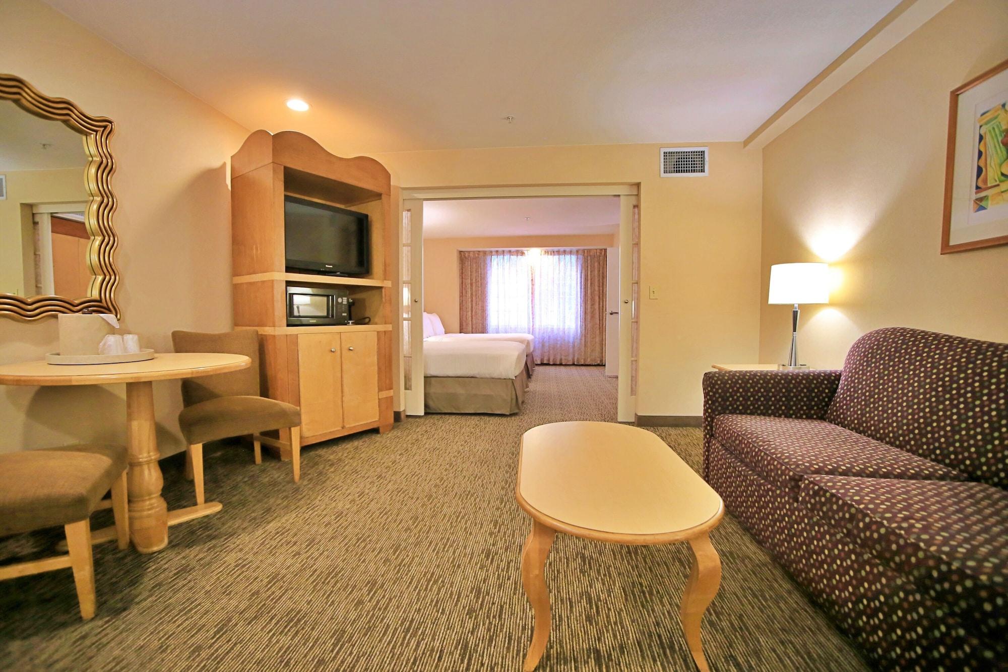 Anaheim Portofino Inn & Suites Экстерьер фото