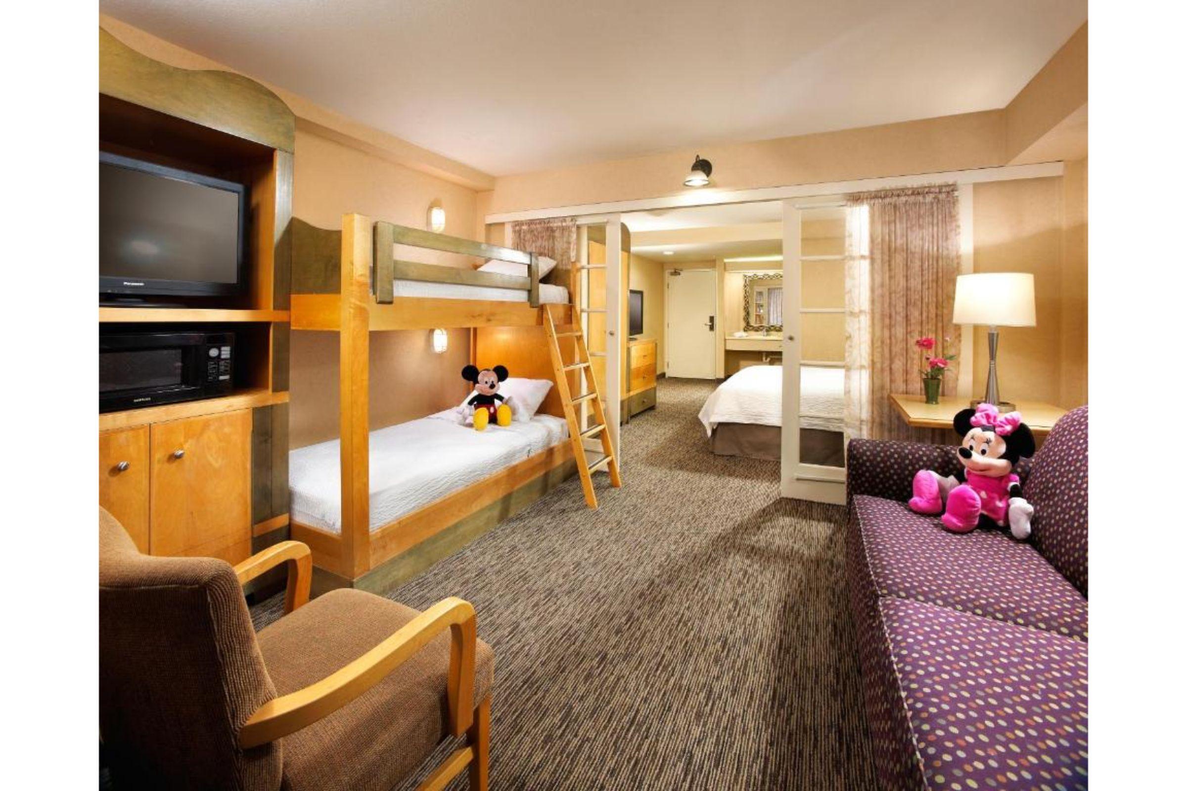 Anaheim Portofino Inn & Suites Экстерьер фото