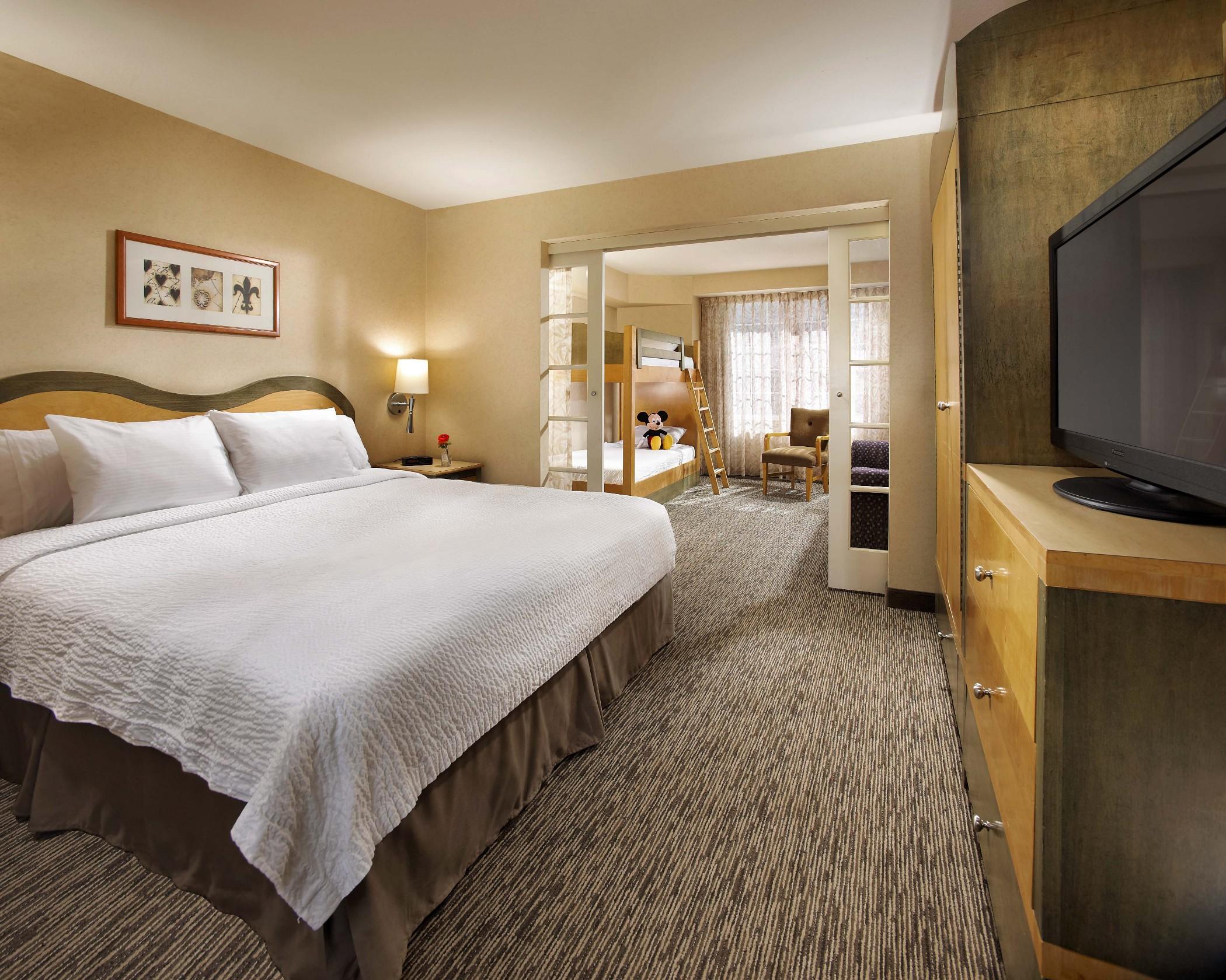 Anaheim Portofino Inn & Suites Экстерьер фото