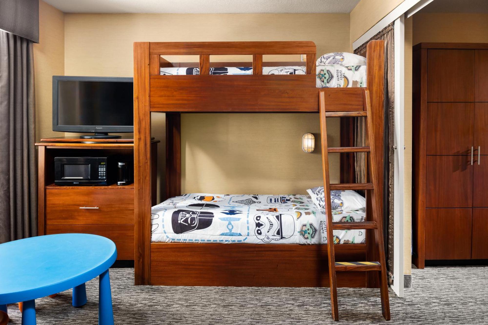 Anaheim Portofino Inn & Suites Экстерьер фото