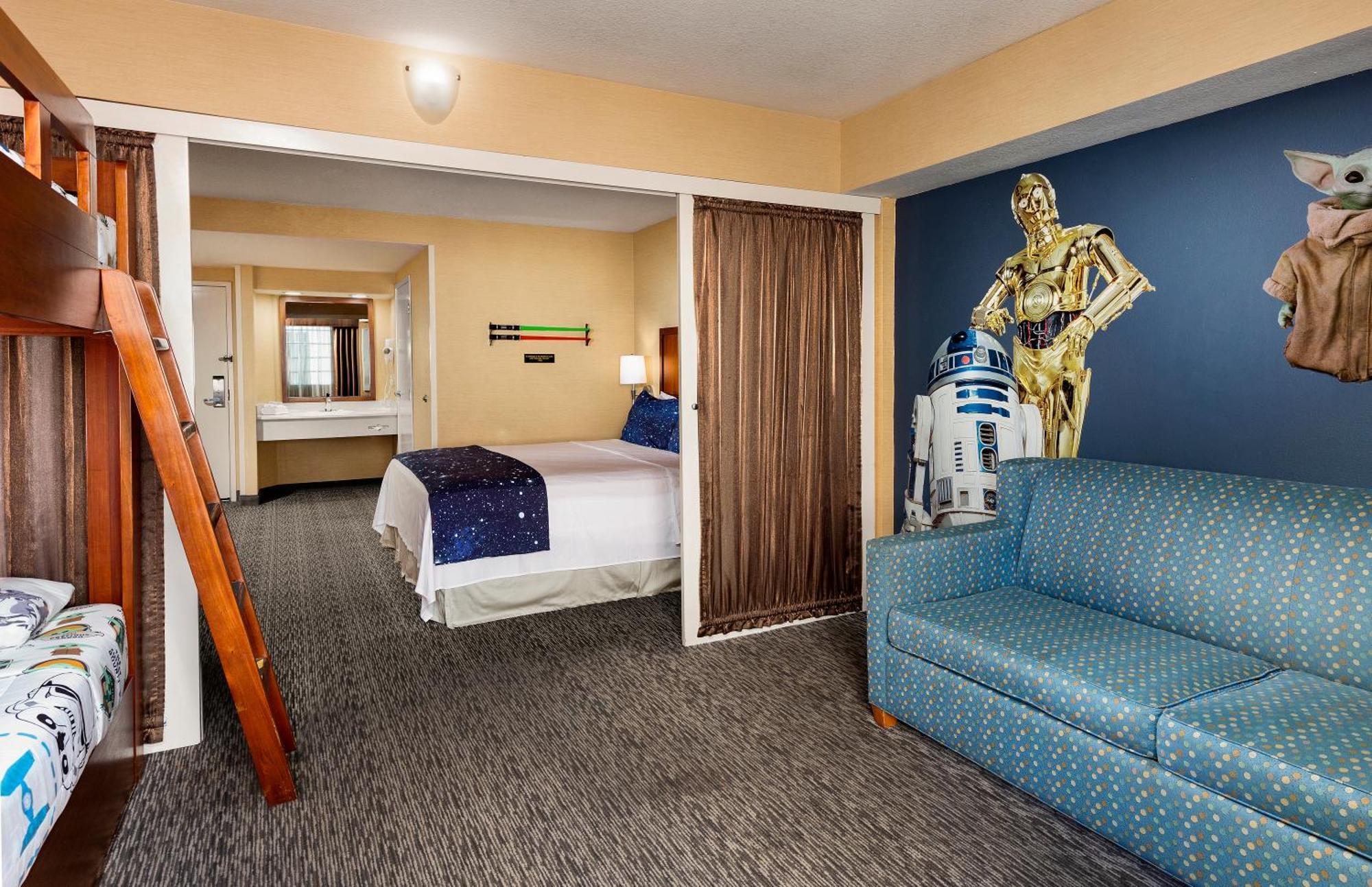 Anaheim Portofino Inn & Suites Экстерьер фото