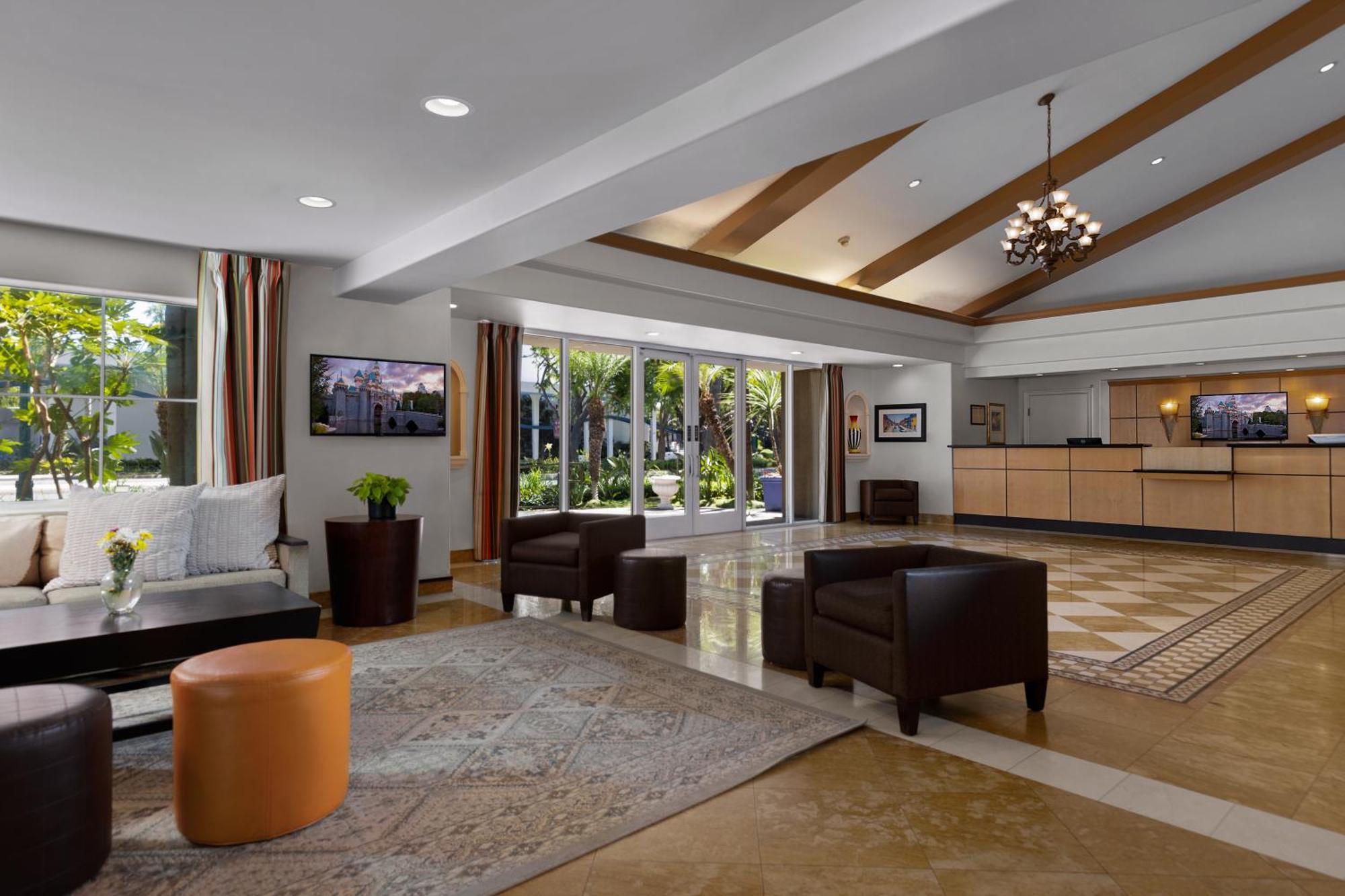 Anaheim Portofino Inn & Suites Экстерьер фото