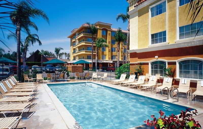 Anaheim Portofino Inn & Suites Экстерьер фото