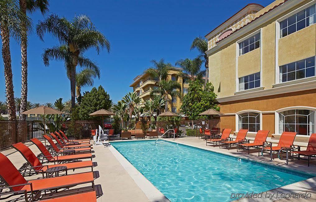 Anaheim Portofino Inn & Suites Экстерьер фото